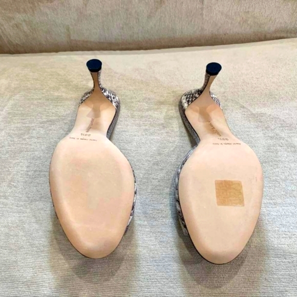 SOLD! NIB Manolo Blahnik Open Toe Mules - Picture 4 of 10